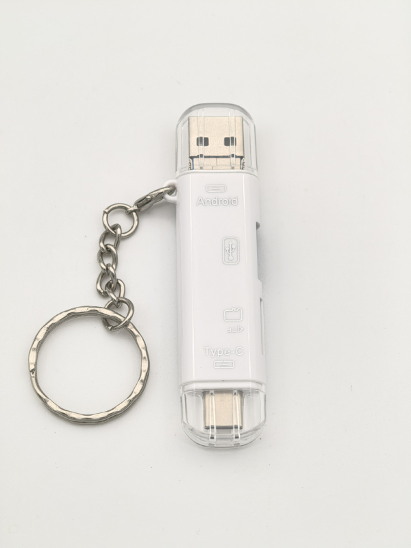 Cititor OTG de carduri cinci în unu cu interfețe Type-C, Micro USB și USB; suport pentru card TF și USB flash drive