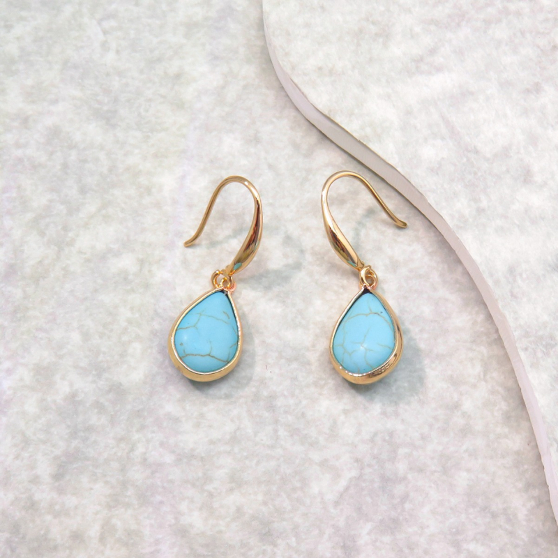 Justop bakrene naušnice kapljastog oblika, proljeće 2023 izdanje