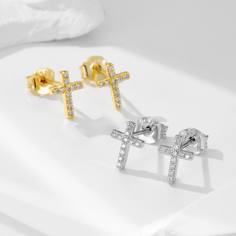 Naušnice s križem od S925 sterling srebra, dijamantno ukrašene, minimalistički elegantan dizajn