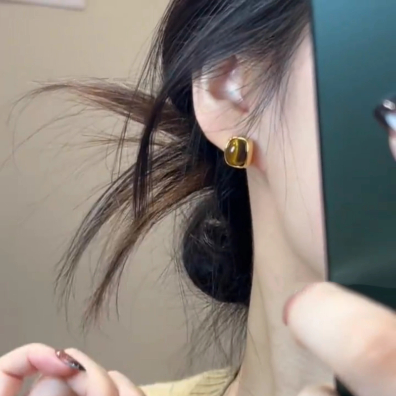 Cercei geometrici din cupru, placare cu aur real și tijă din argint 925; electroplacare ecologică; stil high-end pentru femei