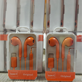 In-ear vezetékes fülhallgató mikrofonnal, Type-C interfész, 1,2 m kábel, kompatibilis iOS-sel