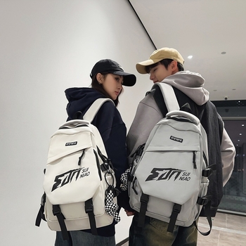 Unisex školský batoh, nylonový, priedušný, objem do 20 l, vhodný pre 13-palcový notebook, zakrivené ramenné popruhy