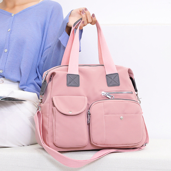 Geantă de umăr din nylon pentru femei, stil urban minimalist, formă verticală pătrată, închidere cu fermoar, buzunar intern pentru telefon