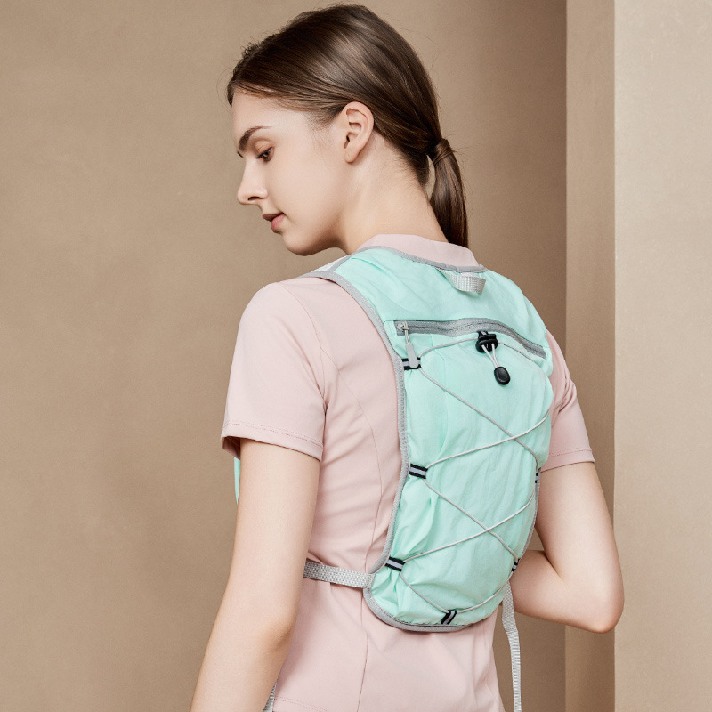 Planinarska vest torba s džepom za telefon i držačem za bocu, prozračan najlon, ultralak, reflektirajuća sigurnost noću, ergonomski zakrivljeni stražnji panel