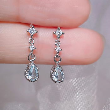 Visiace náušnice z medi, kapkovitý tvar, zirónové kamene, ins štýl (Materiál: meď; Tvar: kapkovitý; Technika: zirón; Štýl: ins)