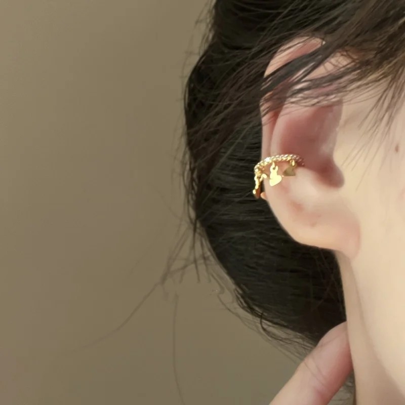 Cercei clip pentru urechi în formă de inimă cu ciucuri – aliaj, placare electrolitică, vara 2023