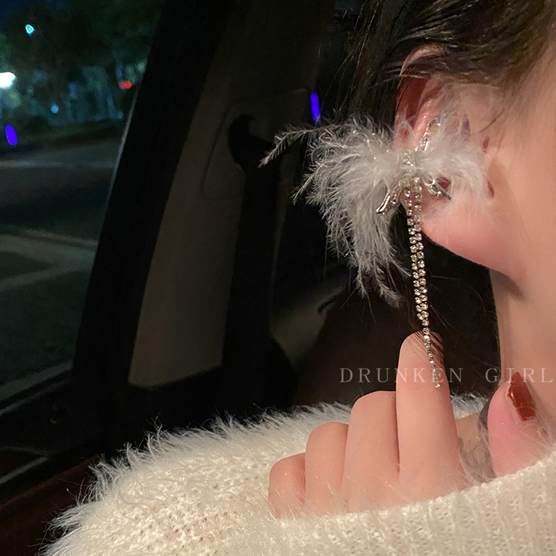 Mei Ying cercei clipuri retro pentru urechi cu zirconiu și franjuri din pene – fără piercing, lux ușor pentru femei