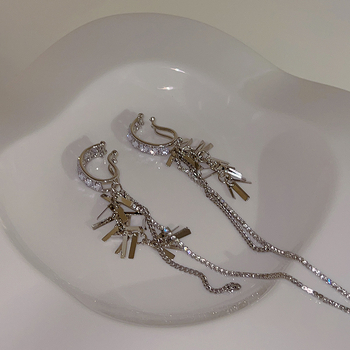 Cercei clip în formă de U cu perlă artificială, placare electrolitică, primăvara 2024