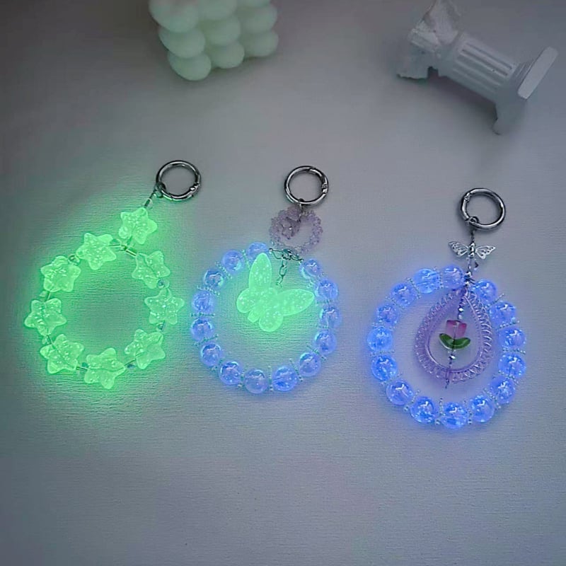 Pandantiv din cristal luminos – pentru telefon și geantă, lucrat manual, stil minimalist, model cosmic