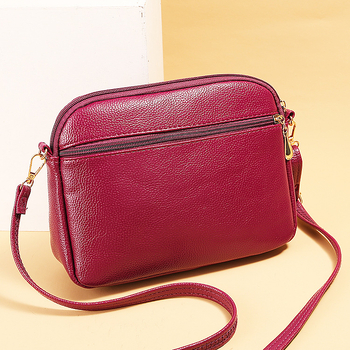 Camellia ženska torbica za rame i crossbody, velik kapacitet, bucket stil, PU unutarnji džepovi