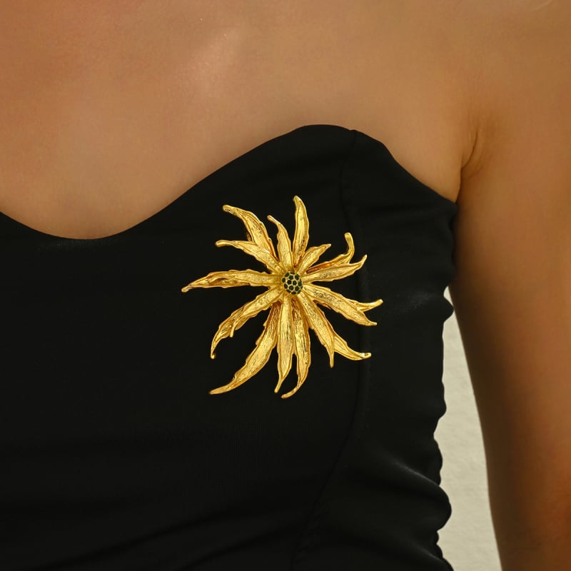 Broșă Chrysanthemum Design, Vintage pentru femei (Material: aliaj de zinc; Formă: floare, geometric; Finisare: electroplacare; Stil: Vintage)