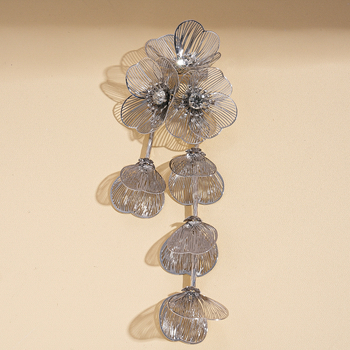 Broșă floare din fier cu incrustații de diamant, stil elegant vintage, bijuterie multifuncțională pentru femei