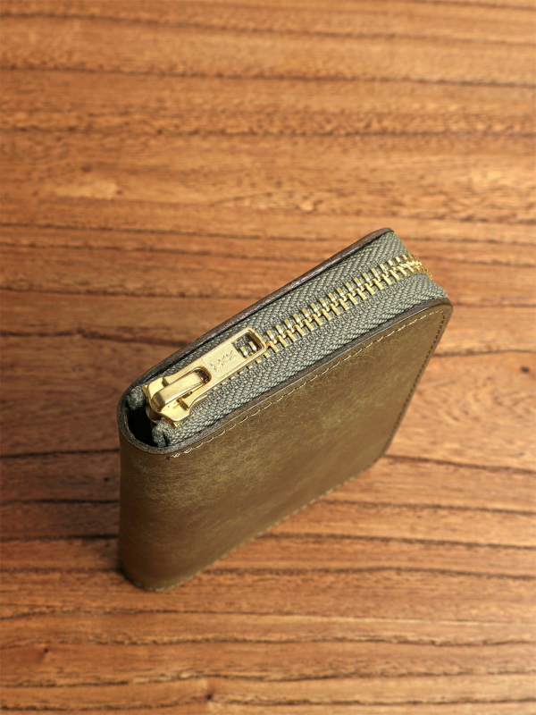 Cattleman kratki novčanik od kože prvog sloja teleće kože, s podstavom od prave kože, antibakterijski i otporan na habanje