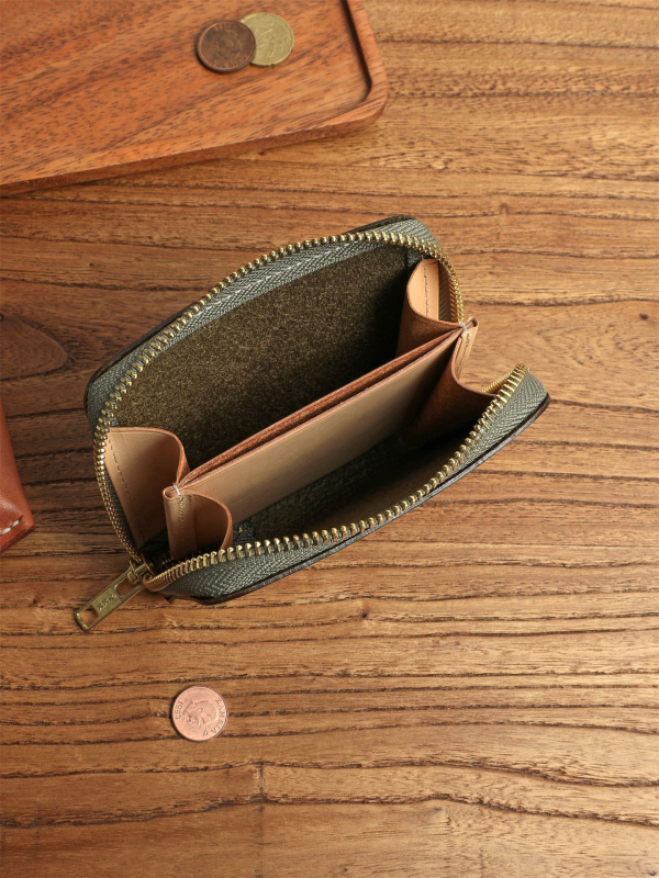 Cattleman kratki novčanik od kože prvog sloja teleće kože, s podstavom od prave kože, antibakterijski i otporan na habanje