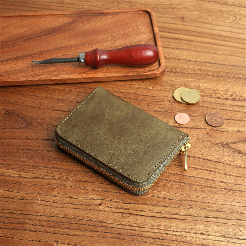 Cattleman kratki novčanik od kože prvog sloja teleće kože, s podstavom od prave kože, antibakterijski i otporan na habanje