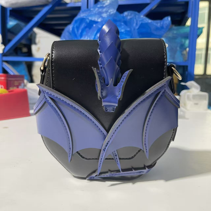 Geantă crossbody unisex, material PU, formă vertical pătrată, închidere magnetică, buzunar interior pentru telefon