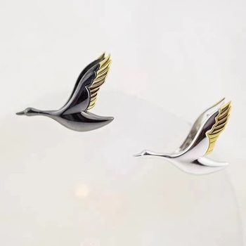 Broșă din aliaj de zinc — unisex, stil preppy, motif animal, placare electroplatină, decorativă și multifuncțională