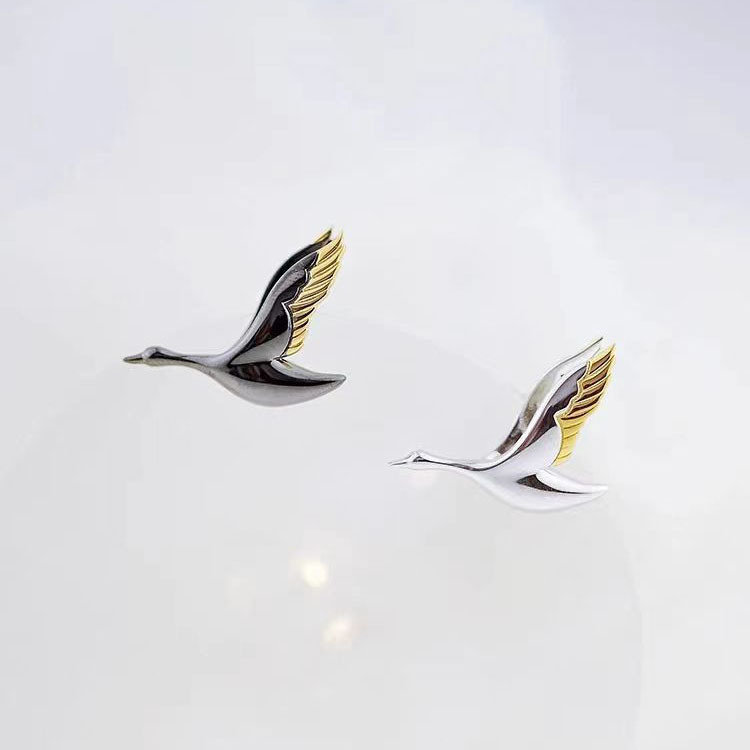 Broșă din aliaj de zinc — unisex, stil preppy, motif animal, placare electroplatină, decorativă și multifuncțională