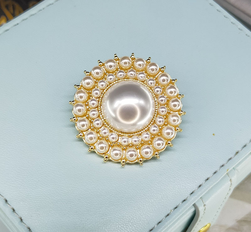 Broșă din aliaj cu perle rotunde, stil simplu, unisex