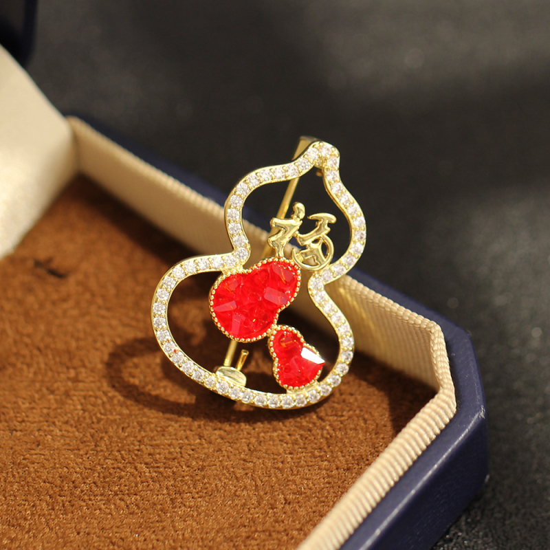 Broșă: Noroc și prosperitate în stil chinezesc; Material: cupru placat cu aur; Brand: Yanyi; Stil: Doamnă, Vintage; Forma: Altele; Tehnologie: Electroplacare; Funcții: comemorare, decorare, cadou, anti-oglindire, fixare