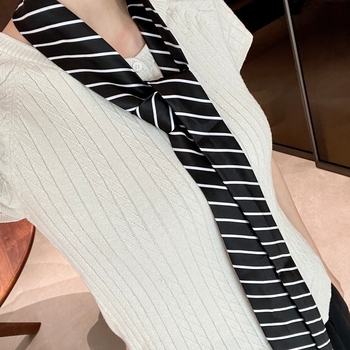 Svītrainu jostas šalle – Butterfly zīmols, audums, brīvā laika stils, universāls dizains (Kods 2508015)