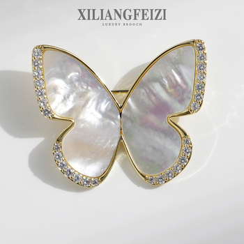 Rovar alakú kitűző, réz anyagú, elektroplakolás, dekoratív kiegészítő nőknek, sokoldalú stílus