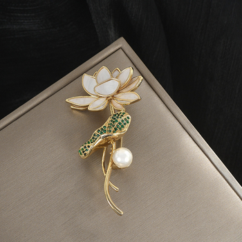 Réz brossa, geometriai mintázat, zománc olajfestmény-stílus, felület elektroplating, női kardigán kiegészítő