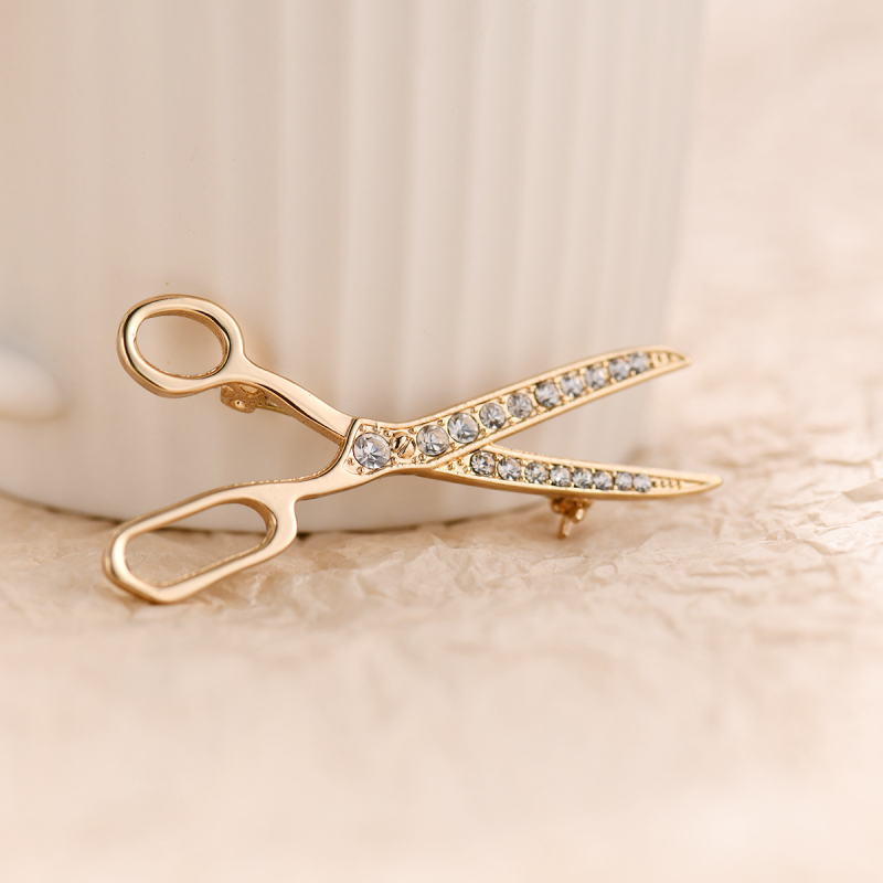 Cinkötvözet kitűző – Brit retro stílus, gyémánt bevonat – Díszítés, Anti-expozíció, Rögzítés