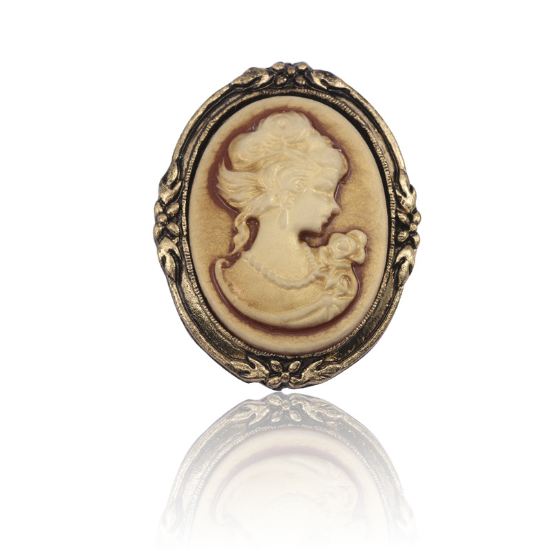 Bross - karikatúra motívum design, ötvözet anyag, női stílus, elektroplating felületkezeles, funkciók: emlék, díszítés, ajándék