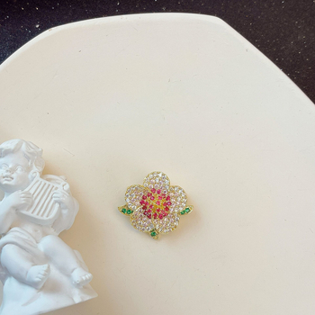 Virág formájú brooch réz anyagú, YIFANSHI márka, virág dizájn, elektroplakolás, dekoratív és multifunkcionális kiegészítő derékhoz