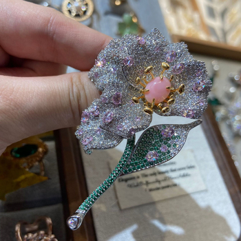 Broșă cu iris, din cupru cu zirconiu încrustat, accesoriu vintage pentru femei, prelucrare cu diamant, iarna 2025
