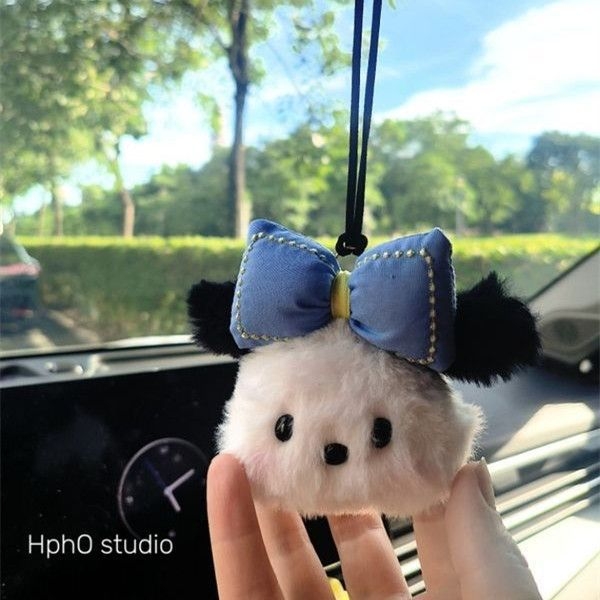 Автомобилна висулка за интериорно оформление – плюшено кученце Пача, перлен материал, модерен стил, Little Mickey