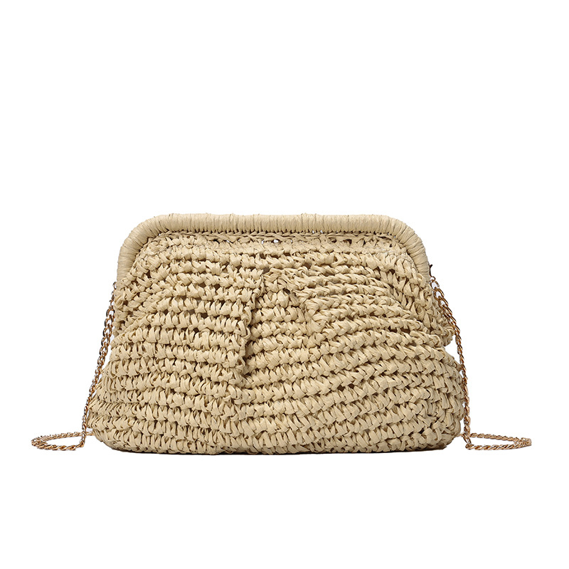 Slamnata pletena crossbody torba s oblikom školjke, magnetsko zatvaranje, podstava od poliestera, jednostruki remen