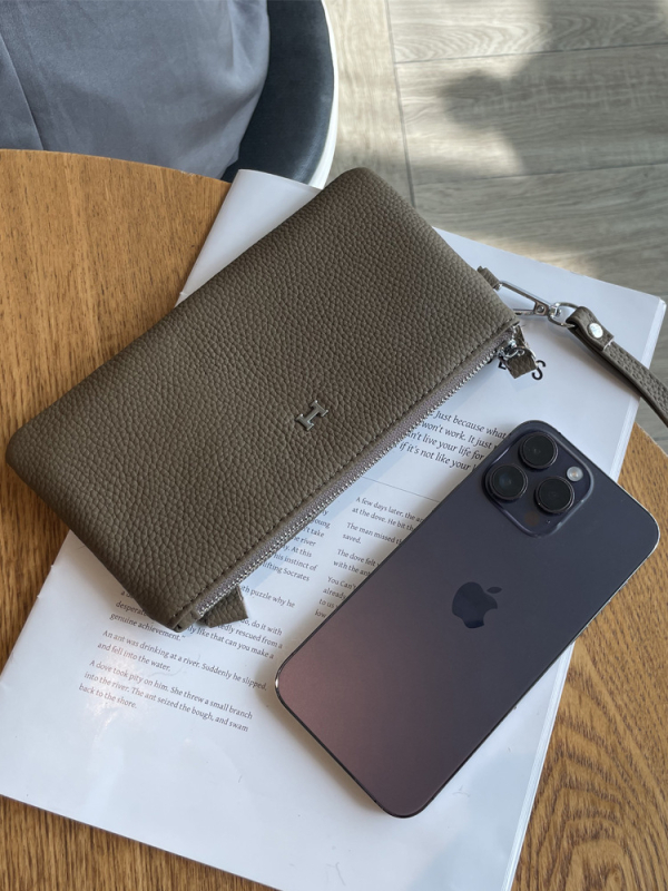 Geantă de mână din piele pentru telefon, în stil plic, formă orizontală dreptunghiulară, cu fermoar, buzunar intern pentru telefon