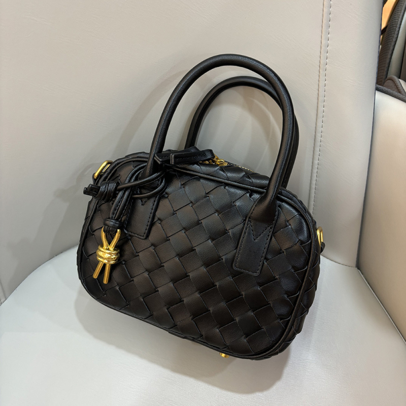 Mini crossbody torba od PU materijala, tkana tekstura, oblik jastuka, zatvaranje zatvaračem, PU podstava