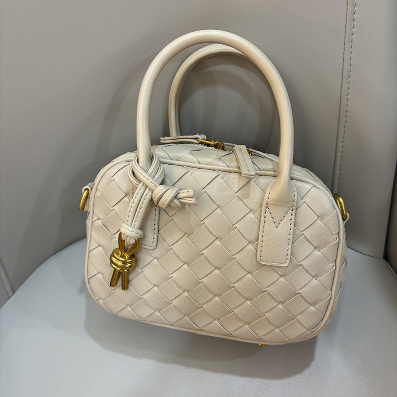 Mini crossbody torba od PU materijala, tkana tekstura, oblik jastuka, zatvaranje zatvaračem, PU podstava
