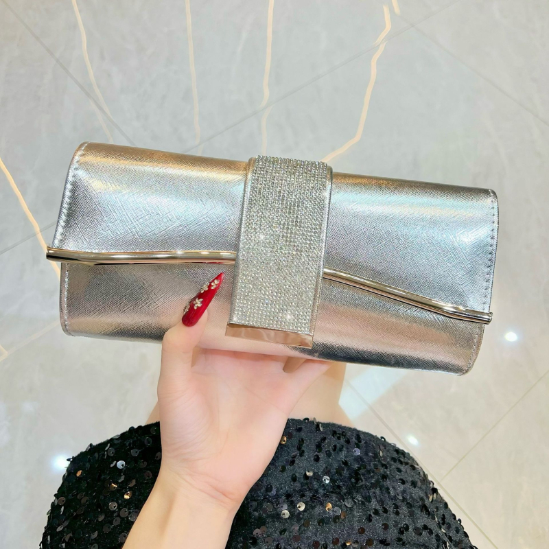 Geantă de seară cu brățară | Clutch din cristale în stil baguette, PU, formă orizontală pătrată, închidere magnetică, buzunar pentru telefon și ID