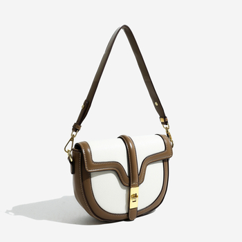 Saddle bag – PU materijal, zaobljen oblik, zatvaranje kopčom, ljeto 2024