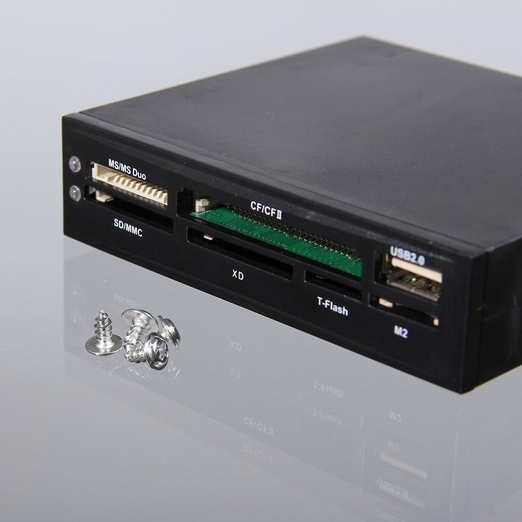 LTC0107 USB 2.0 unutarnji čitač kartica s CF/TF podrškom, 480 Mbps