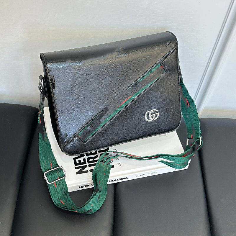 Geantă de umăr pentru bărbați - piele PU, căptușeală din pânză, stil urban minimalist, model cu litere, marcă privată autorizată, impermeabilă, rezistentă la uzură, capacitate extensibilă