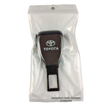 Rozšírenie bezpečnostného pásu - Kompatibilné s Toyota, BMW, Mercedes-Benz | Materiál: zliatina | Hmotnosť: 100 g | Tlač loga k dispozícii
