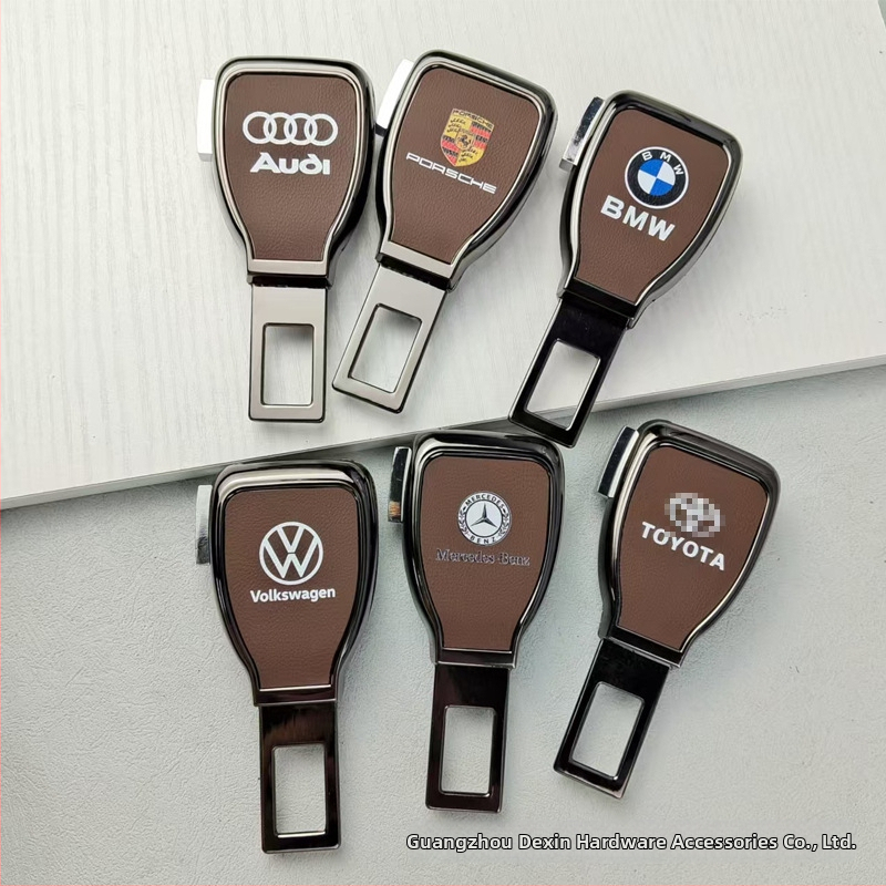 Rozšírenie bezpečnostného pásu - Kompatibilné s Toyota, BMW, Mercedes-Benz | Materiál: zliatina | Hmotnosť: 100 g | Tlač loga k dispozícii
