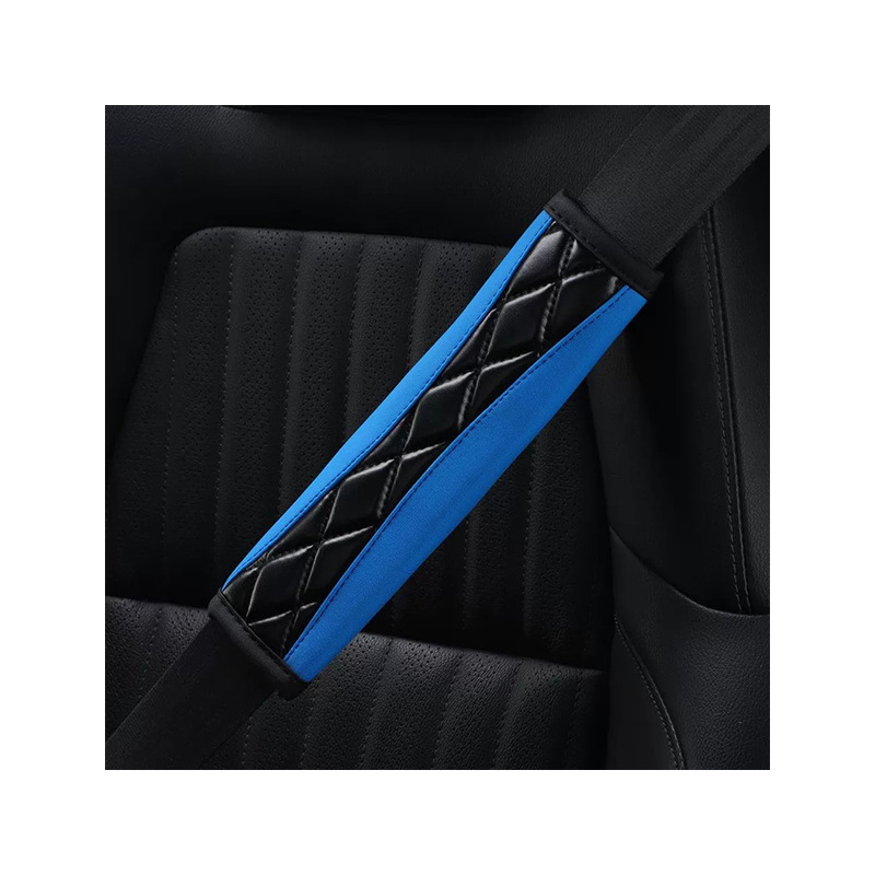 Ramenná podložka na bezpečnostný pás z PU kože, priedušná, 3D prešité výšivky, 40 g