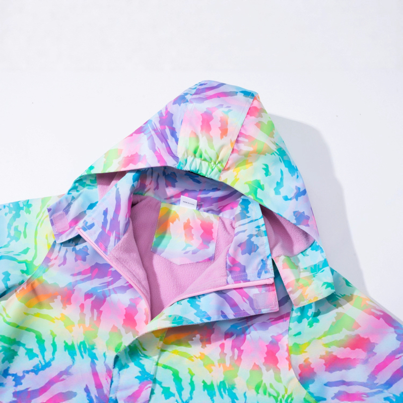 Meitenēm paredzēta rāvējslēdzēja jaka ar varavīksnes gradienta 3D digitālo apdruku, ūdensnecaurlaidīga un elpojoša, noņemama kapuce, 8 gadi un vecākiem
