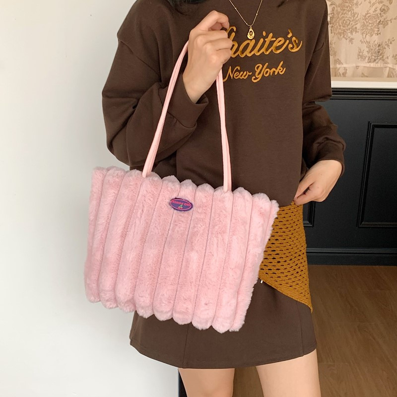 Geantă tote din pluș cu curea, stil urban minimalist, formă orizontală pătrată, închidere magnetică, buzunar interior cu fermoar laminat