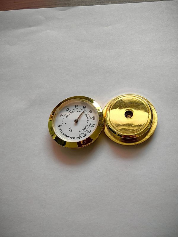 Οχήμα-εγκατεστημένο μικρό θερμομετρη-υγρομετρητής για μουσικά όργανα και αποσκευές (±1°C, ±5% RH, ανάλυση 1°)