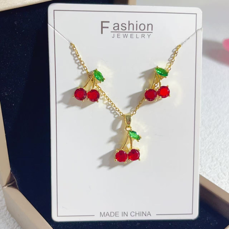 Σετ κοσμημάτων με κεράσια: κολιέ και σκουλαρίκια, χαλκός, ηλεκτροπλατίνα, O-αλυσίδα, κορεατικό στυλ