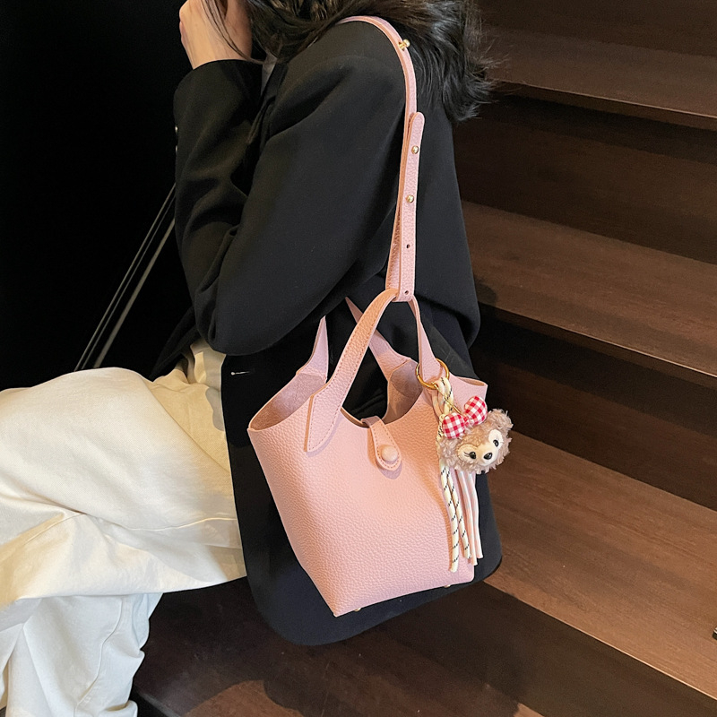 Geantă tip găleată - Simplitate urbană, material PU (Primăvara 2025, Yavanga, geantă tip găleată)