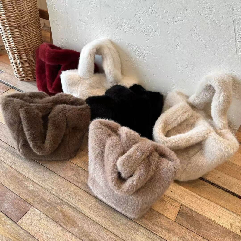 Plush bucket torba, urbani stil jednostavnosti, poliester, ovalni oblik, magnetska kopča, PU podstava, dvostruke naramenice