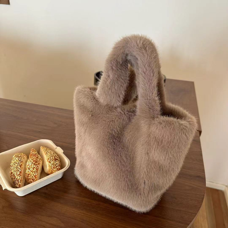 Plush bucket torba, urbani stil jednostavnosti, poliester, ovalni oblik, magnetska kopča, PU podstava, dvostruke naramenice